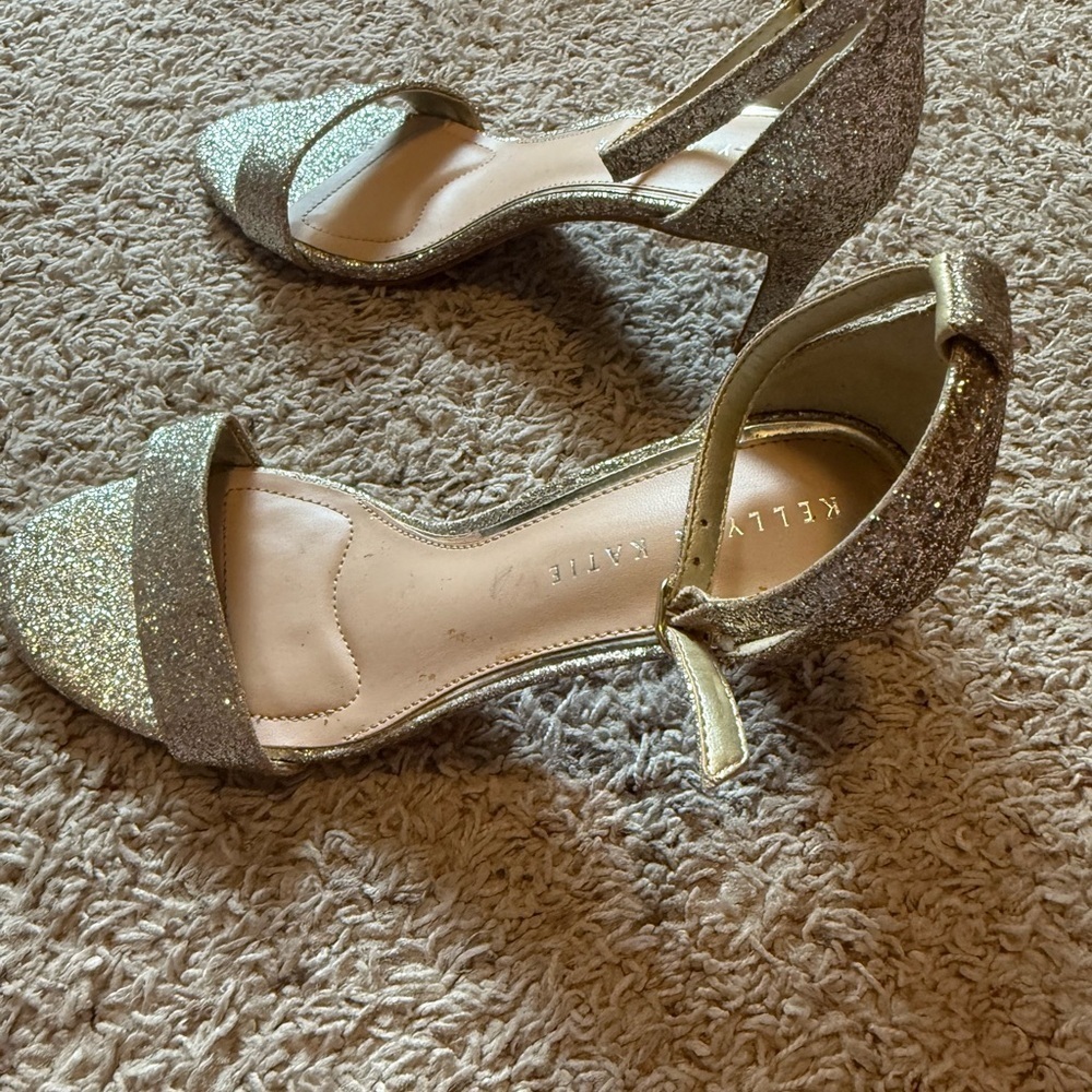 Kelly & Katie Gold Sparkly Heels - Picture 2 of 5